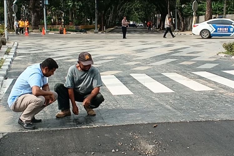 Penampakan Jalan Sudirman di Kota Medan yang disebut terbuat dari keramik, Selasa (21/11/2033)