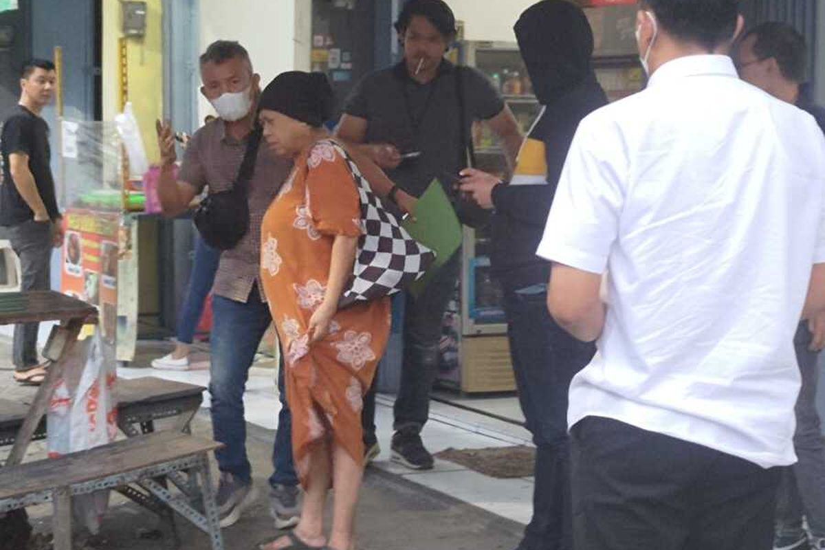 Mantan Direktur RSUD Kota Makassar, ST Saenab NB yang merupakan terpidana korupsi alat kesehatan (Alkes) senilai Rp 3,9 Miliar akhirnya ditangkap di Jakarta.