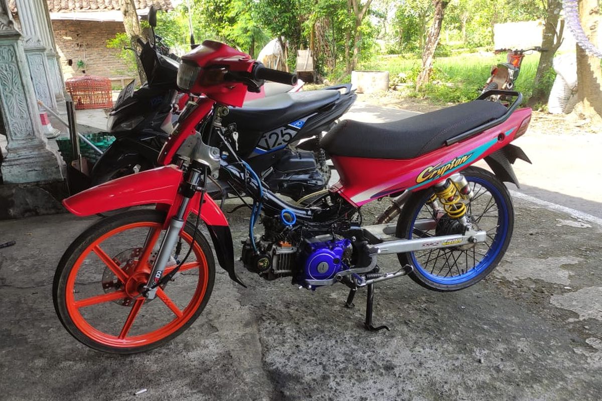 Yamaha Crypton yang sudah dirubah menjadi injeksi.