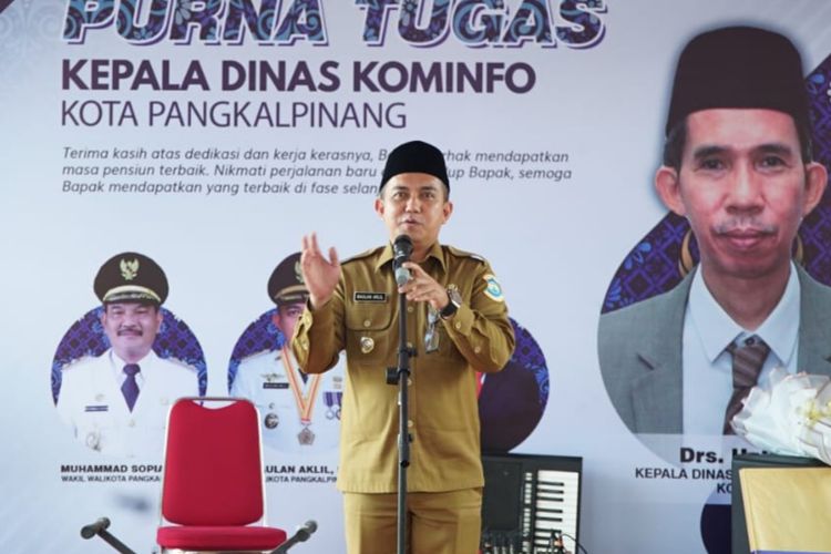 Wali Kota Pangkalpinang Maulan Aklil alias Molen saat purna tugas pejabat Diskominfo, Senin (27/6/2022).