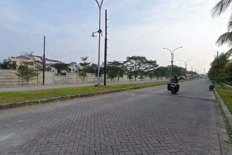 Tempat Kejadian Perkara (TKP) di kawasan Pantai Indah Kapuk (PIK), Jalan Pantai Indah Selatan, Kapuk Muara, Penjaringan, Jakarta Utara pada Rabu (21/6/2023).