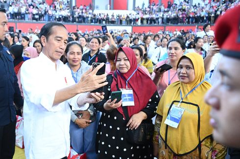 Pesan Jokowi ke Nasabah Mekaar Bitung: Kualitas Barang Harus Baik, Kirim Tepat Waktu