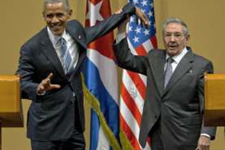 Presiden AS Barack Obama dan Presiden Kuba Raul Castro