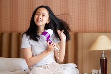 3 Tips Menggunakan Hair Dryer agar Rambut Tak Rusak