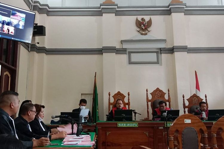 Persidangan secara online ke-14 anak buah Bos Judi Online Apin BK di Ruang Cakra 2, PN Medan, Selasa (28/3/2023)