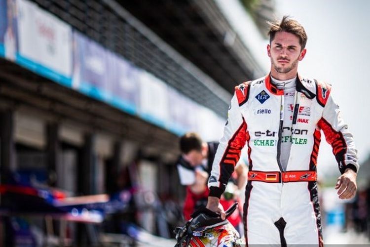 Pebalap tim Audi Formula E, Daniel Abt. 