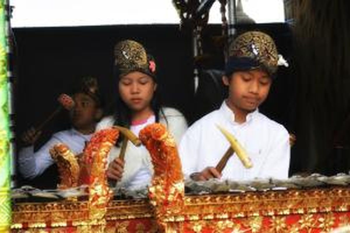 Kegiatan anak-anak Indonesia di Brussel ini terwadah dalam sebuah taman bermain yang dinamakan 