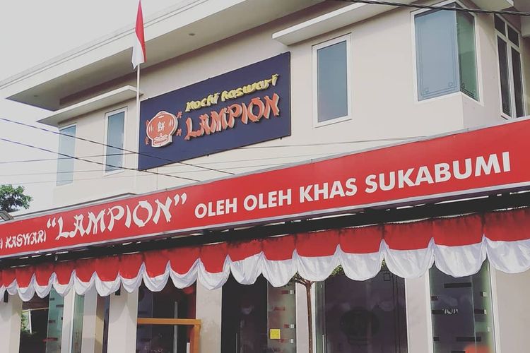 Ilustrasi toko Mochi Lampion di Kampung Kaswari, Sukabumi. 