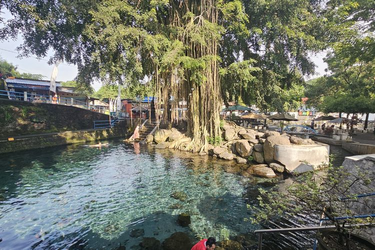 Umbul Kapilaler di Desa Umbulsari, Kecamatan Ponggok, Klaten