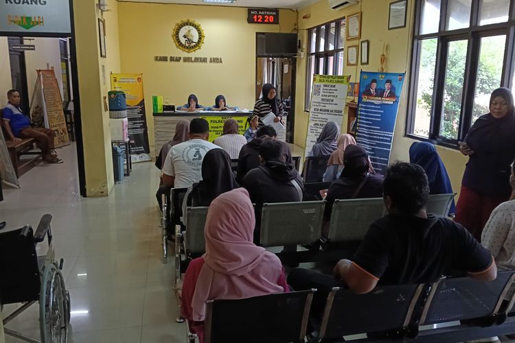 Ratusan Warga Subang Antre SKCK demi Maju Pilkades, 165 Desa Jalani Pilkades Akhir 2026