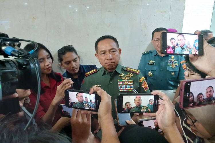 Panglima TNI Jenderal Agus Subiyanto di Gedung DPR RI, Senayan, Jakarta, Rabu (12/6/2024). 