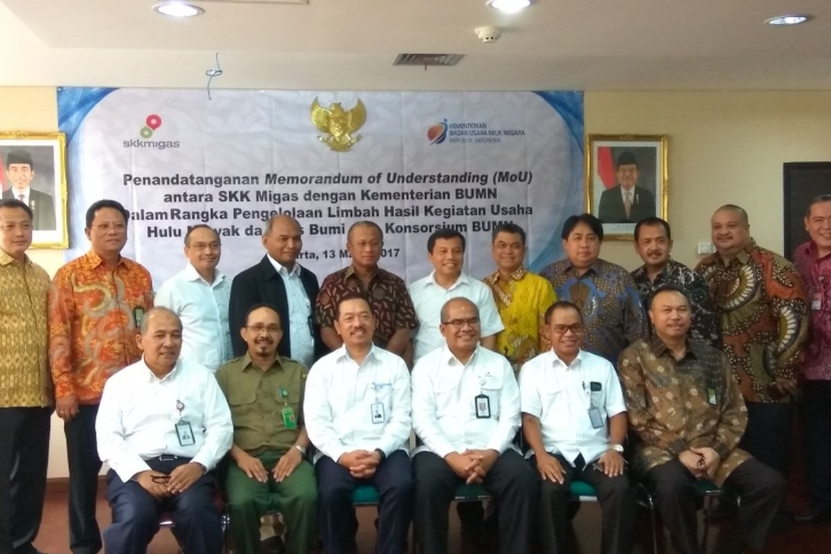 Penandatanganan Memorandum of Understanding (MoU) antara Kementerian BUMN, SKK Migas dan kelima perusahaan tambang di Kementerian BUMN, Senin (13/3/2017).