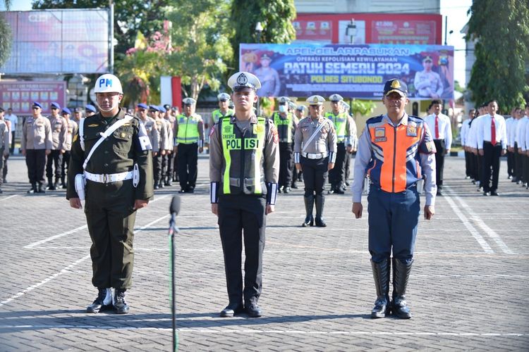 Foto: Polres Situbondo Polda Jatim melakukan upacara pembukaan Operasi Patuh Semeru dari 15 Juli sampai 28 Juli 2024.