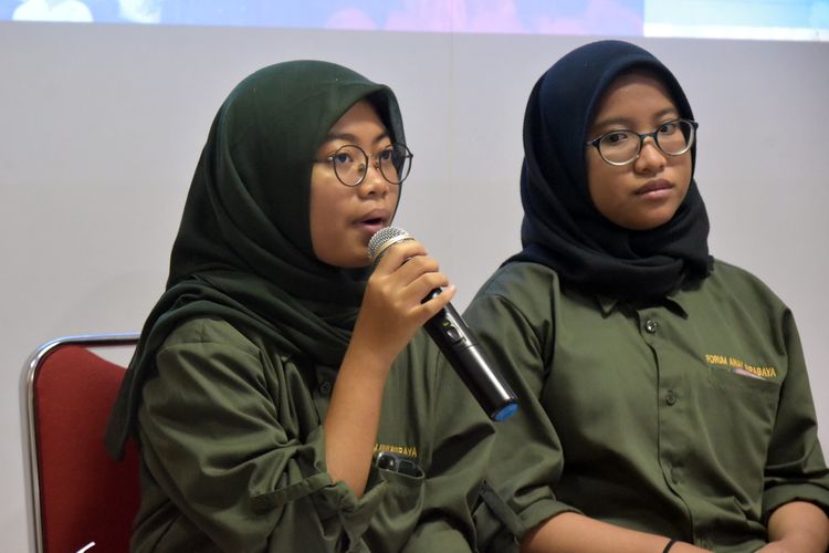 Ketua Forum Anak Kota Surabaya, Neerzara Syarifah Alfarizi