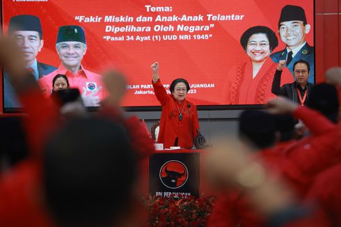 Dengan Salam Metal, Megawati Resmi Tutup Rakernas Ketiga PDI-P