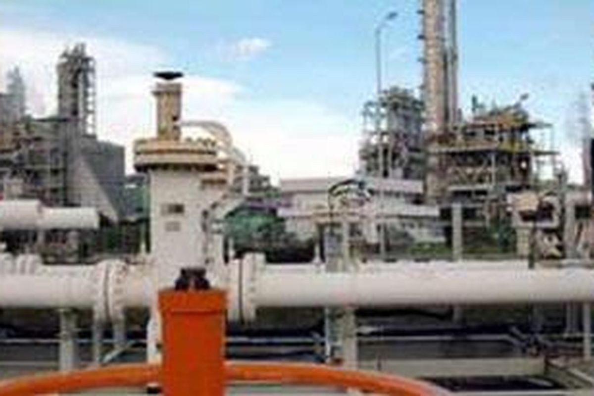 Kilang Pertamina di Cilacap.