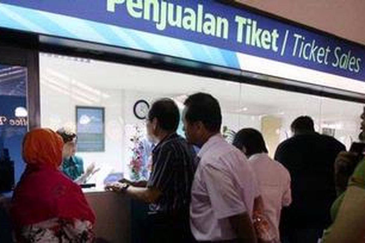 Ilustrasi mencari tiket