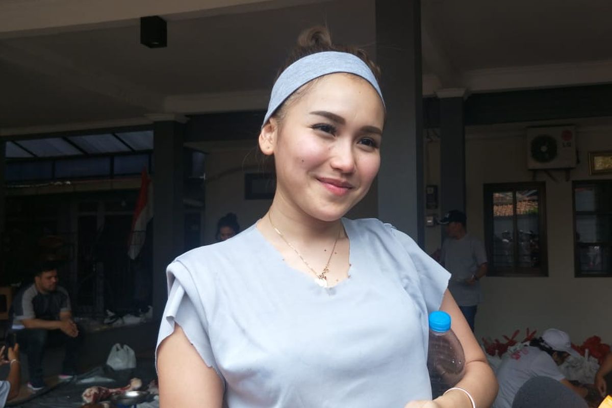 Ayu Ting Ting saat ditemui di kediamannya, di kawasan Depok, Jawa Barat, Minggu (11/8/2019).