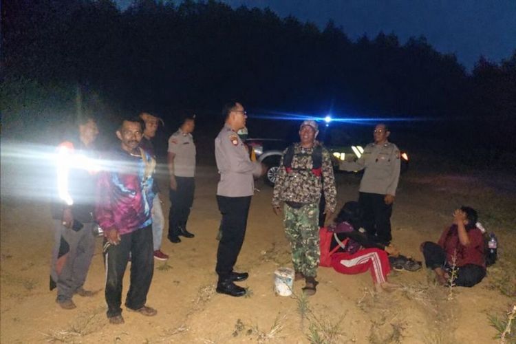 9 Pendaki Ilegal di Puncak Batu Tulis Malang Beres Dievakuasi, Ternyata Tujuannya Religi
