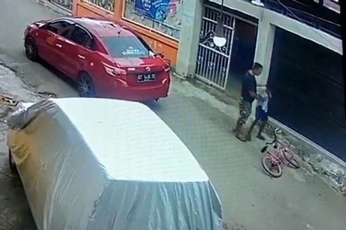 Video Viral Oknum Polisi di Baubau Aniaya Bocah gara-gara Mobilnya Diserempet Sepeda Korban