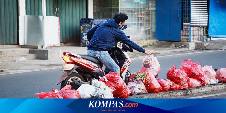 Sanksi Buang Sampah di Jalan Raya