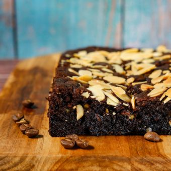 Ilustrasi brownies espreso.