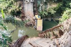 Jembatan di Tabalong Kalsel Ambruk Saat Dilewati Truk Bermuatan 7 Penumpang, 1 Orang Tewas