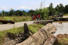Jembatan Putus, Pemudik Dialihkan Melalui Jalan Desa
