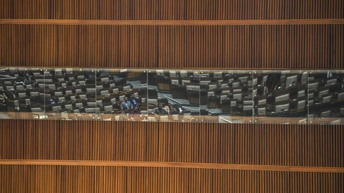 Bongkar Pasang Ambang Batas Parlemen