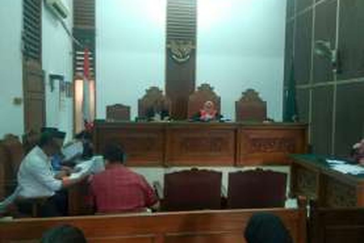 Suasana sidang praperadilan kasus pembelian lahan RS Sumber Waras di Pengadilan Negeri Jakarta Selatan, Senin (21/3/2016).