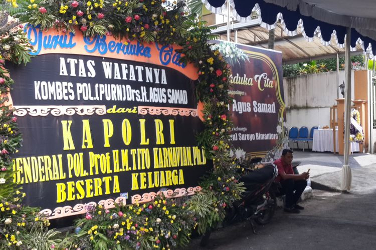 Suasana di kediaman mantan Wakapolda Sumatera Utara Kombes (Purn) Agus Samad di Perum Bukit Dieng, Kelurahan Pisang Candi, Kecamatan Sukun, Kota Malang, Rabu (28/2/2018).