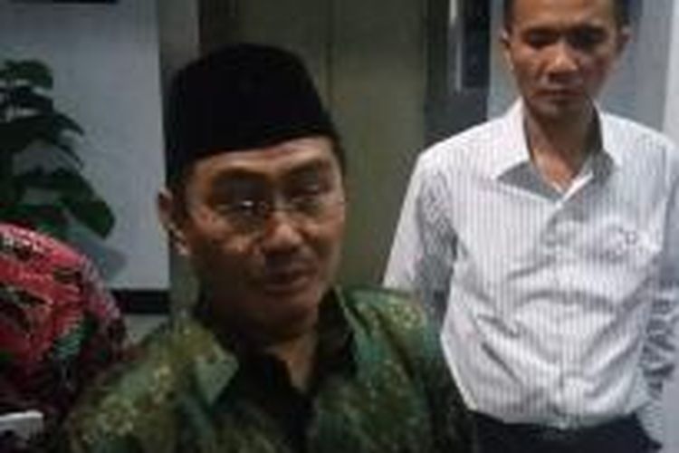 Wakil Ketua Tim Independen Jimly Asshiddiqie bersama Komisioner Komnas HAM di Gedung Komnas HAM, Jakarta Pusat, Selasa (10/3/2015).