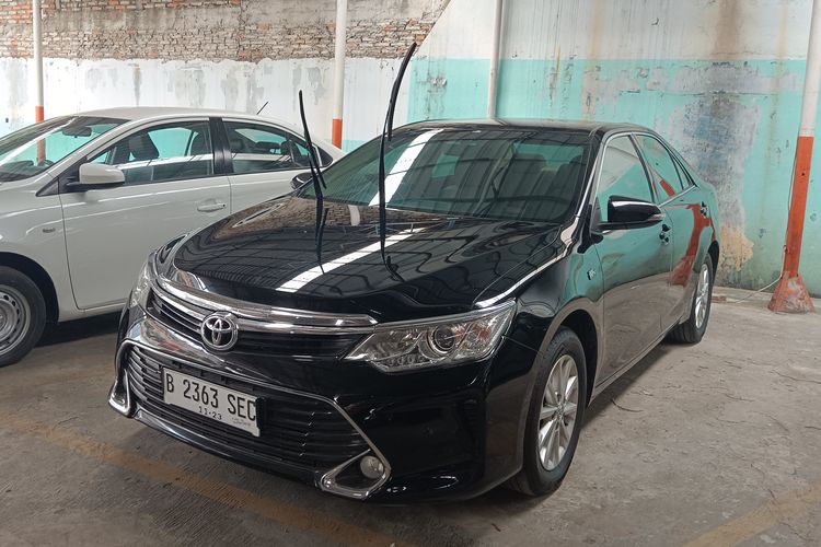 Unit taksi eksekutif bekas Silver Bird, pakai Toyota Camry lansiran 2018