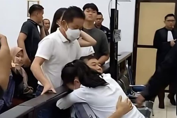 Toni Tamsil, Terdakwa Perintangan Penyidikan Kasus Korupsi Timah Divonis 3 Tahun