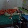 Mengeluh Sakit di Bekas Operasi Tumor, Mbah Sukarmi Dirawat di Rumah, Keluarga Takut ke RS