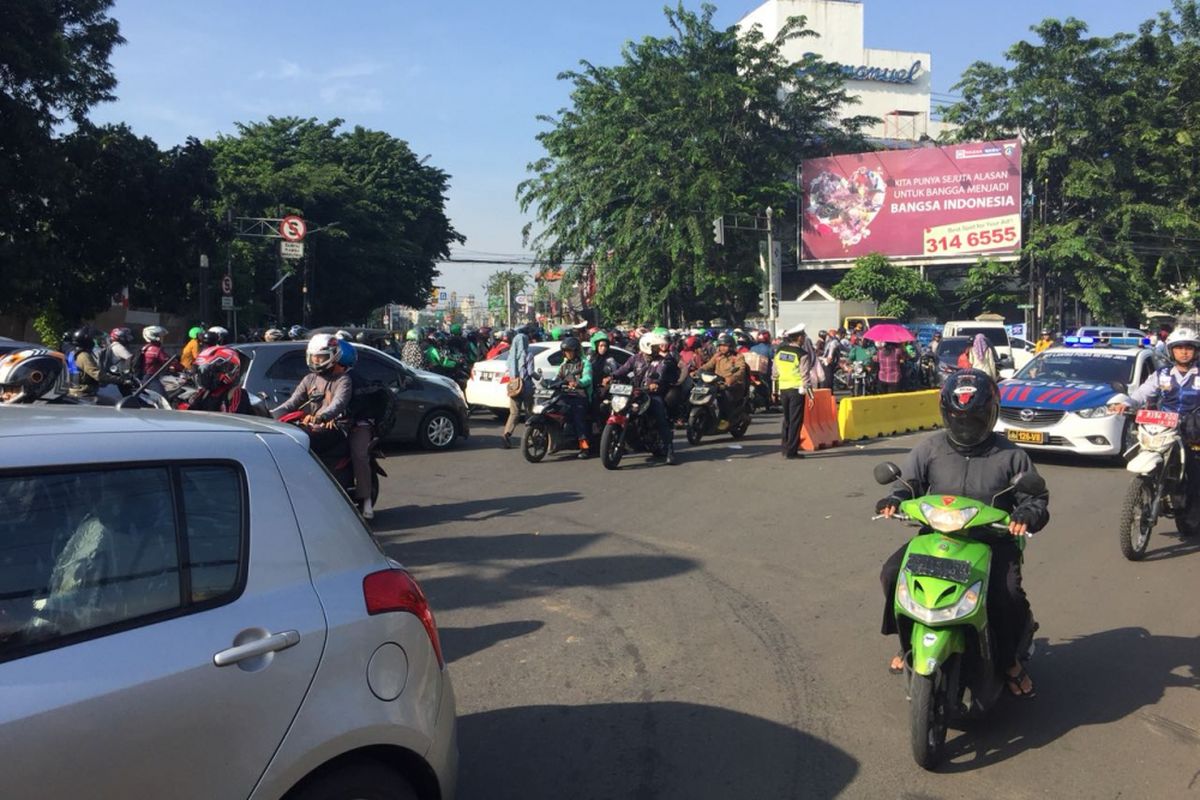 Simpang Tambak akan ditutup untuk cegah kemacetan, Selasa (10/4/2018)