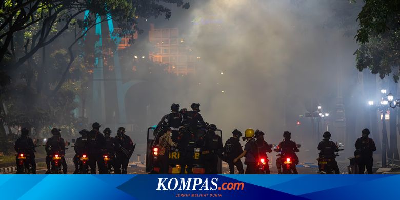 Sebut Akar Masalah Belum Teratasi, Ekonom: Rakyat Diminta Bayar Pajak, Sementara Pemerintah Tampak Boros