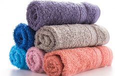 7 Kesalahan Mencuci Handuk yang Bikin Kumal, Kasar, dan Bau