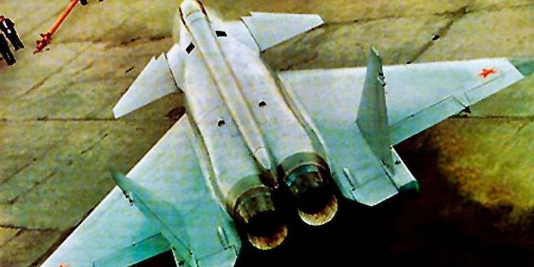 Pesawat tempur MiG 1.44 buatan Uni Soviet hanya mampu mengudara 18 menit sebelum proyek dihentikan.