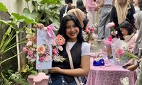 Dari Beauty Vlogger, Rania Merambah Bisnis Florist Beromzet Jutaan Rupiah