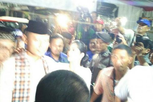 Daftar ke KPU DKI, Agus Yudhoyono-Sylviana Murni Diiringi Marawis