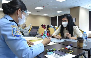 Pelayanan paspor secara tatap muka dihentikan selama penerapan PPKM darurat mulai 5 hingga 20 Juli 2021. Cara membuat paspor atau cara membuat paspor online