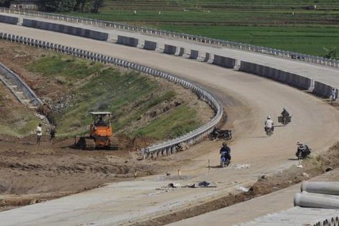Pengoperasian Jalan Tol Ungaran-Bawen Jawa Tengah Tertunda