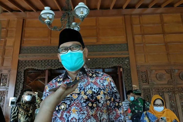 Wakil Wali Kota Depok, Imam Budi Hartono di Gedung Sasono Mulyo, Jati Mulya, Cilodong, Depok, Jumat (11/3/2022)