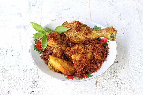 Resep Ayam Goreng Ungkep Bumbu Bacem, Sajikan dengan Sambal Terasi