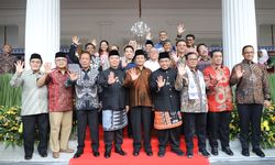 Bentang Harapan JakASA: Refleksi Kepemimpinan Jakarta dari Masa ke Masa