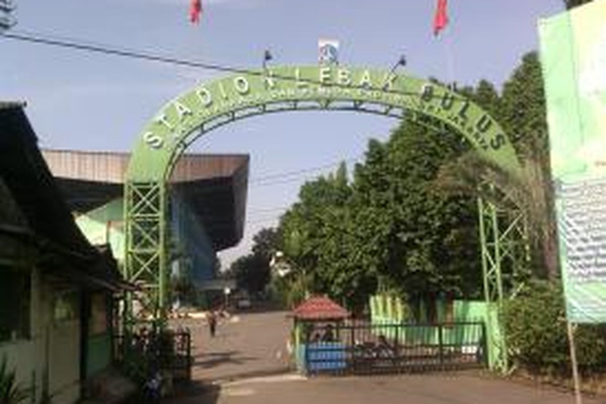 Stadion Lebak Lebak Bulus di Jakarta Selatan, akan dijadikan depo (tempat parkir) dalam proyek mass rapid transit. Pembangunan MRT diperkirakan akan mulai dilakukan pada Oktober 2013.