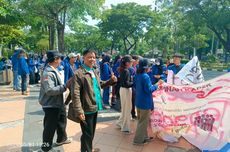 Buruh Demak Terbagi 2, Ikut Aksi di Semarang atau Jalan Sehat Bersama Pemerintah