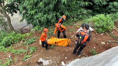 Hilang 6 Hari, Lansia Hanyut di Sungai Ciliwung Bogor Ditemukan 21 Km dari Lokasi Awal