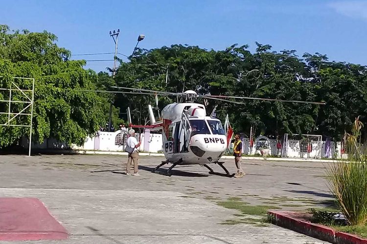 Satu unit helikopter diserahkan kepada Pemda Kab. Manggarai Barat dari BNPB, Senin, (17/2/2020). (HANDOUT/KOMINFO MABAR)